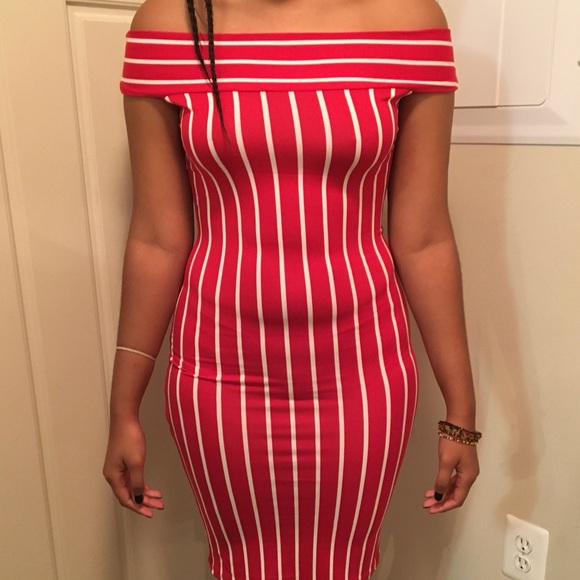 Petite Red Dress - Picture 2 of 7